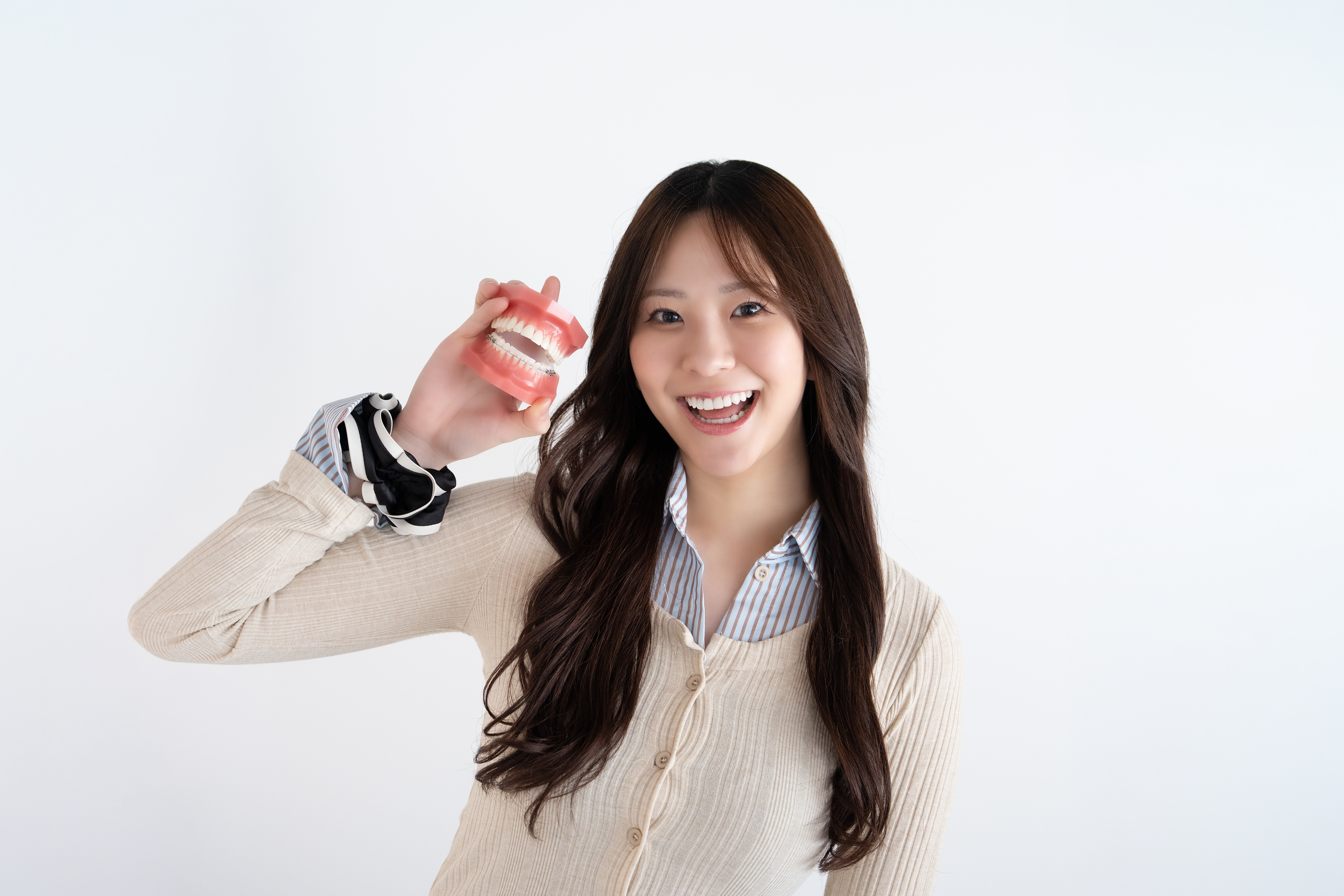 ガタガタを解消する！抜歯で美しい歯並びへ
